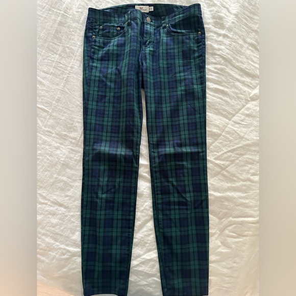 Super cute plaid pants from Vineyard Vines. Would be great for holiday parties!! - Picture 2 of 3